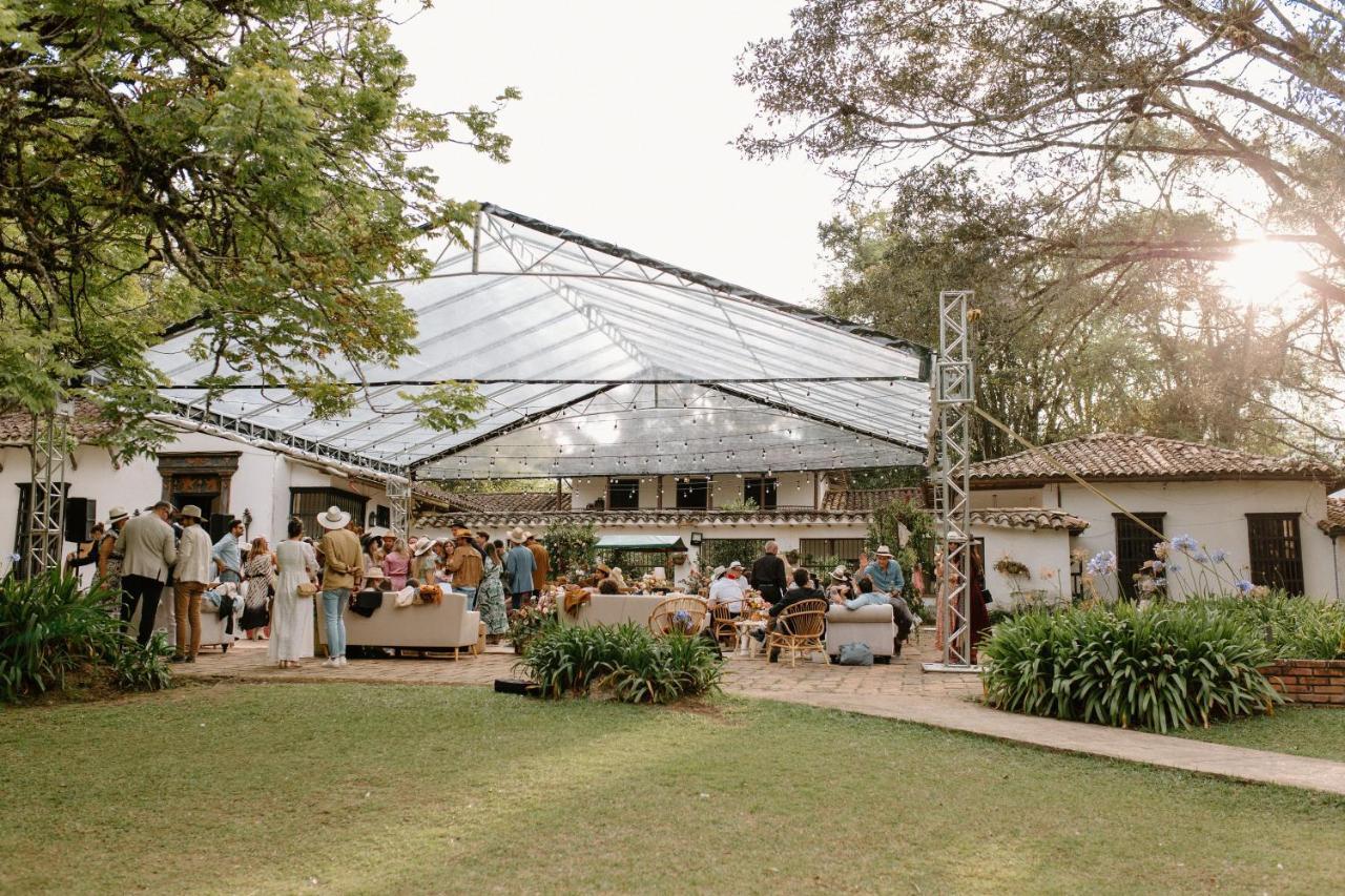 Club Campestre Hacienda Fizebad Hotell El Retiro  Exteriör bild
